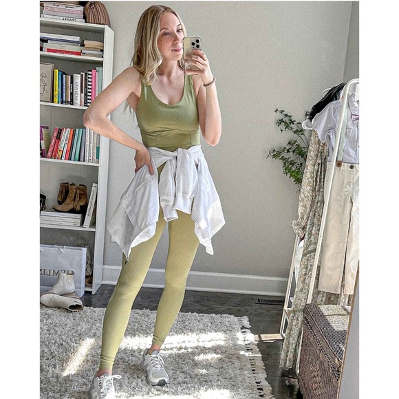 NWT All In Motion Women’s Ultra High Rise Ribbed Olive Green Leggings - Picture 7 of 12